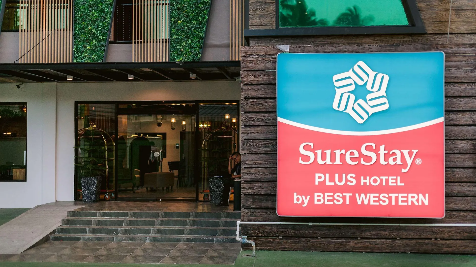Surestay Plus Hotel By Best Western Ac Luxe Angeles City