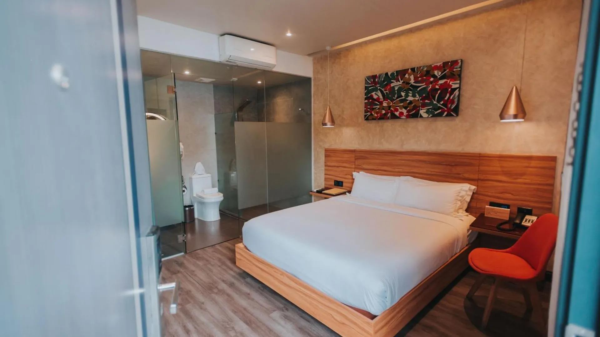 Surestay Plus Hotel By Best Western Ac Luxe Angeles City