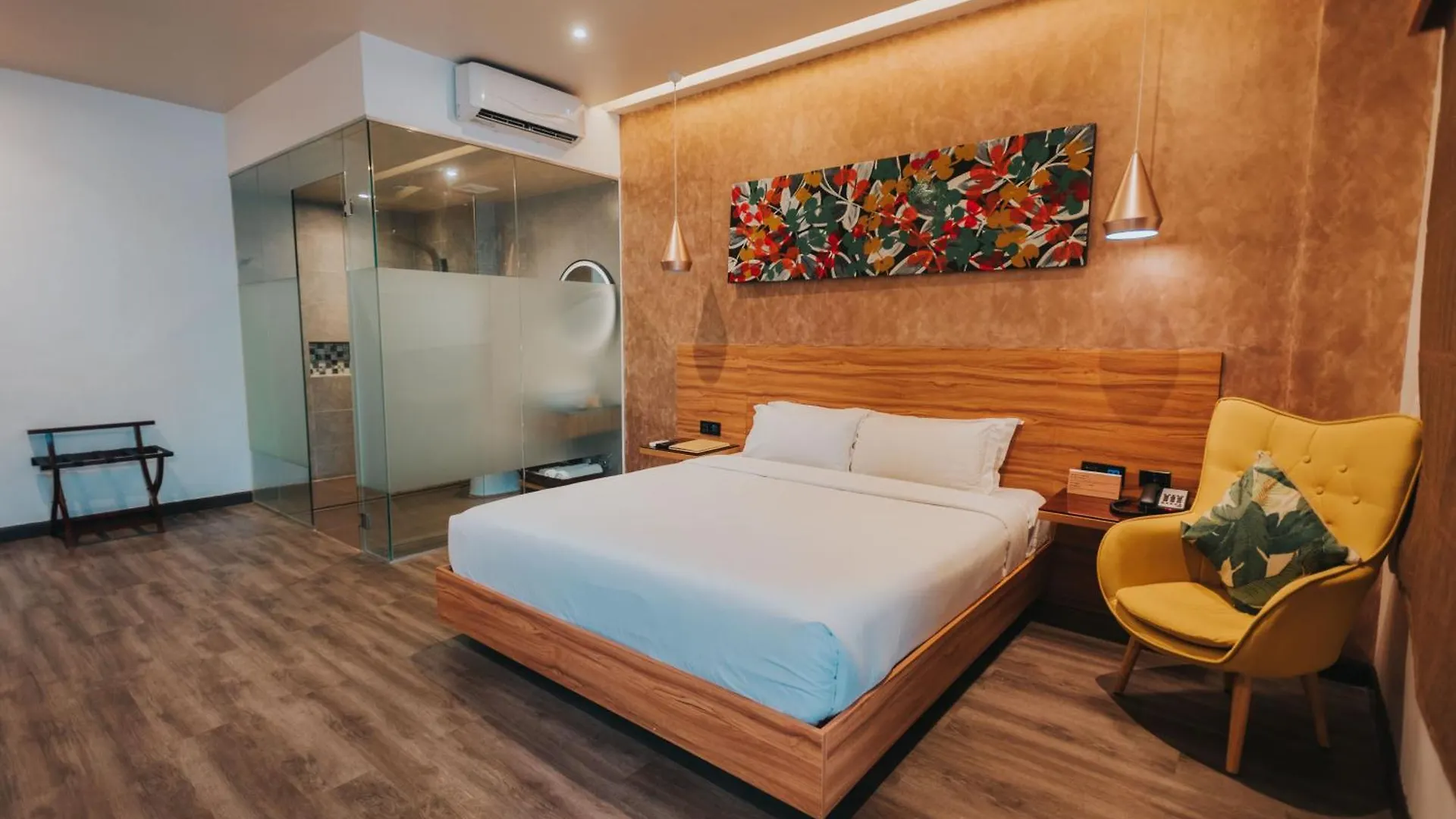 Surestay Plus Hotel By Best Western Ac Luxe Angeles City Filipiny